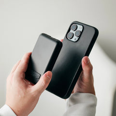 Everyday Charging Kit - iPhone 16 Pro Max - Carbon